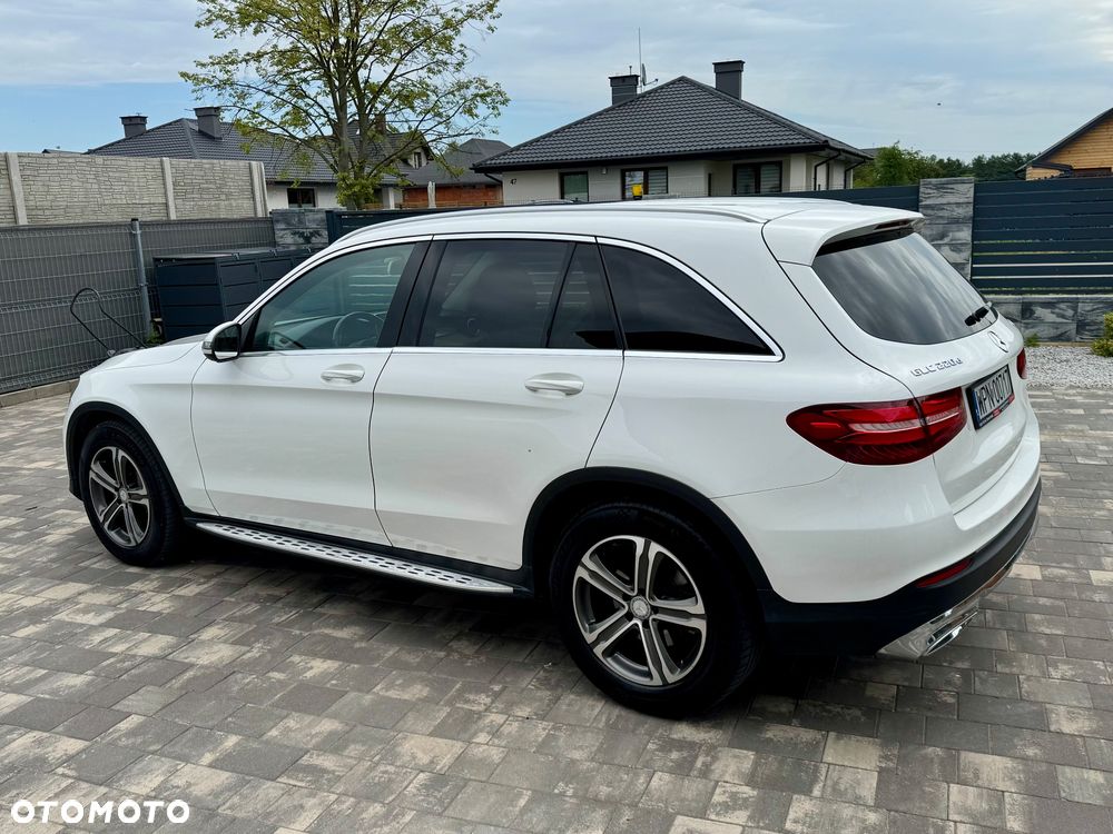 Mercedes-Benz GLC 220 d 4Matic 9G-TRONIC - 8