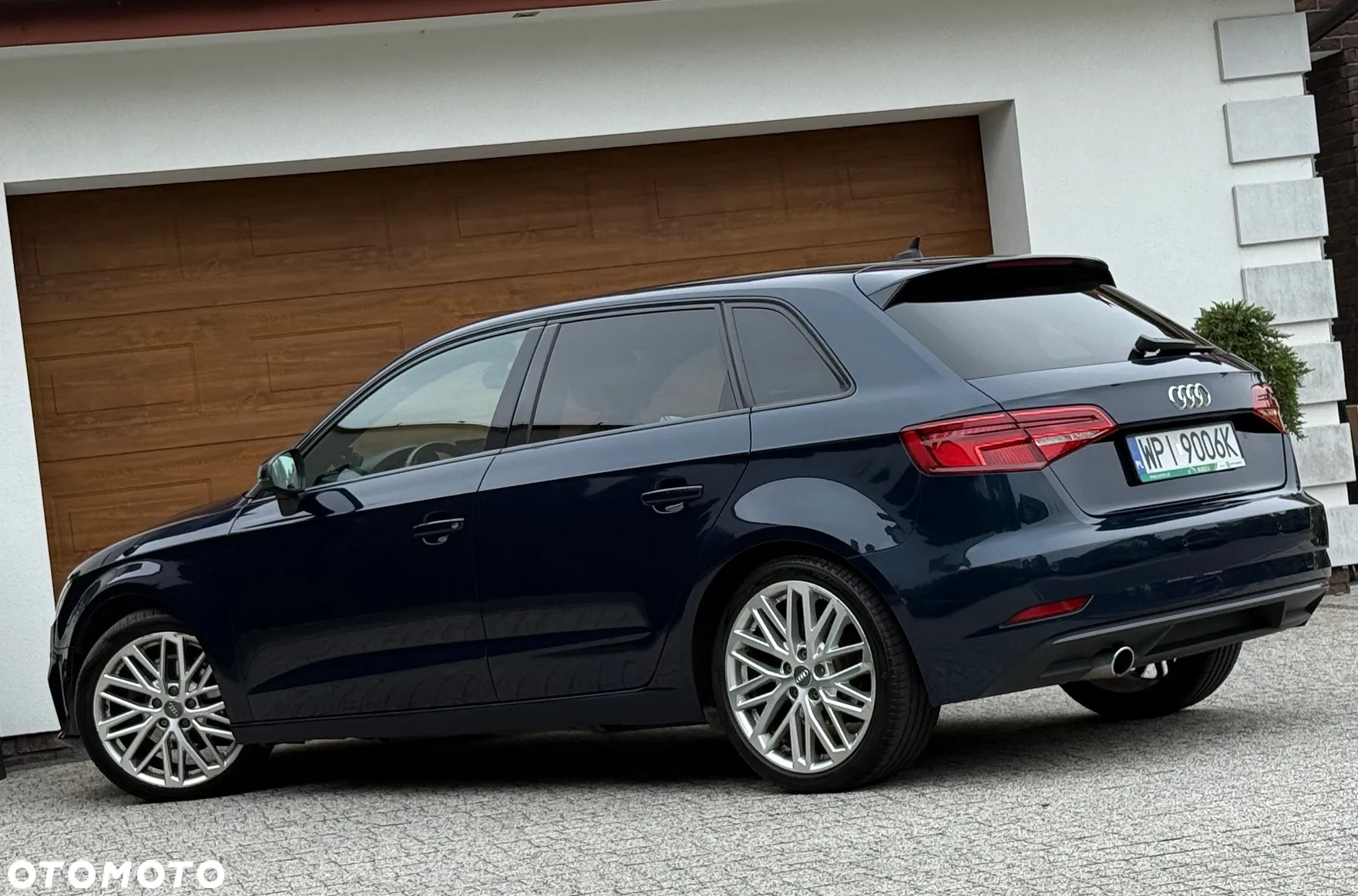 Audi A3 1.6 TDI S tronic sport - 8