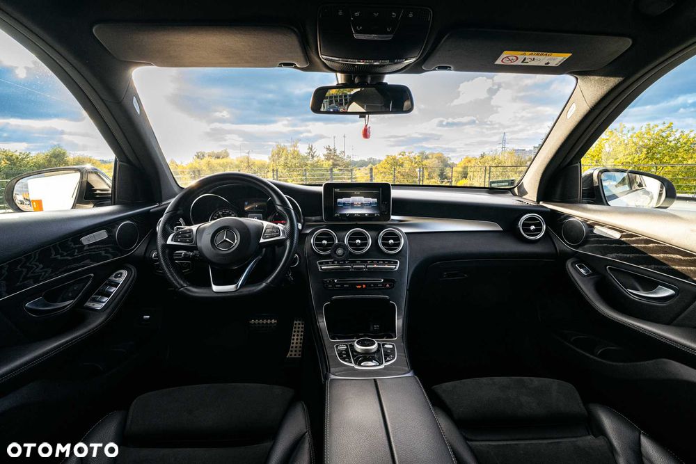 Mercedes-Benz GLC - 9
