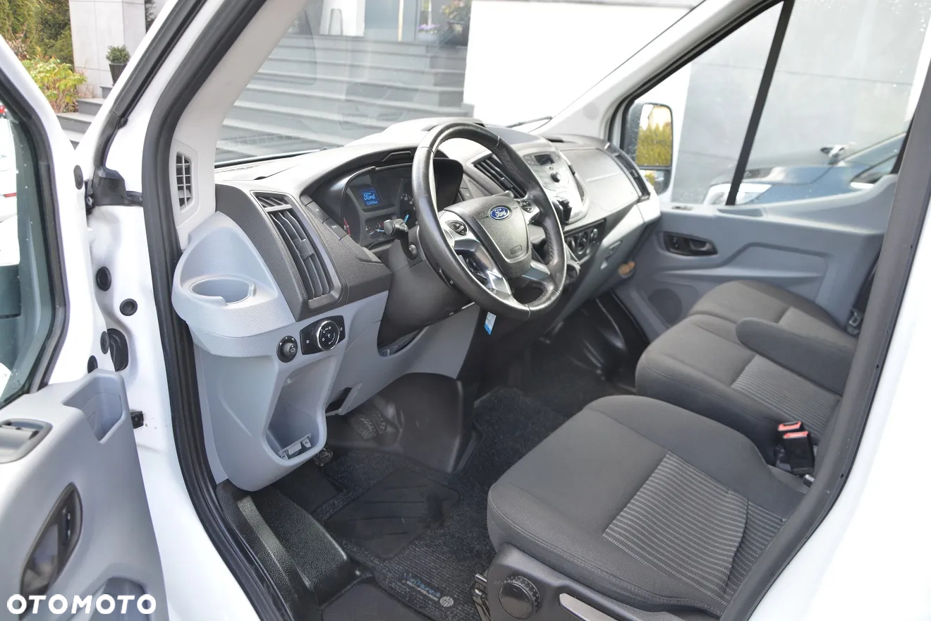Ford Transit - 6