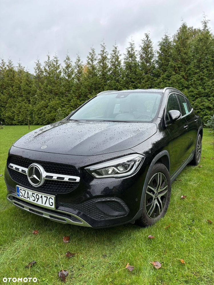 Mercedes-Benz GLA 200 Progressive - 2