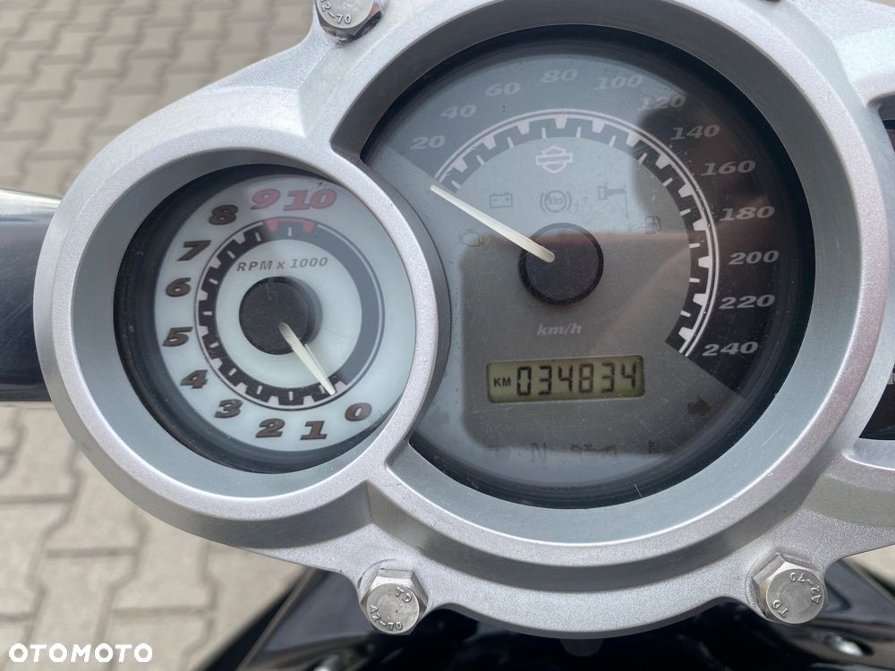 Harley-Davidson V-Rod Muscle - 7