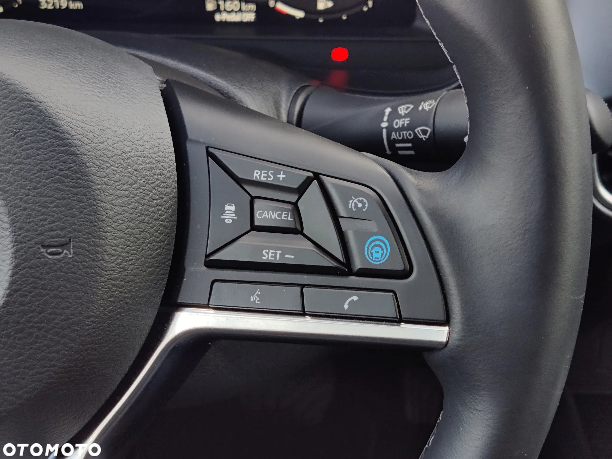 Nissan Juke 1.6 Hybrid N-Connecta AMT - 11