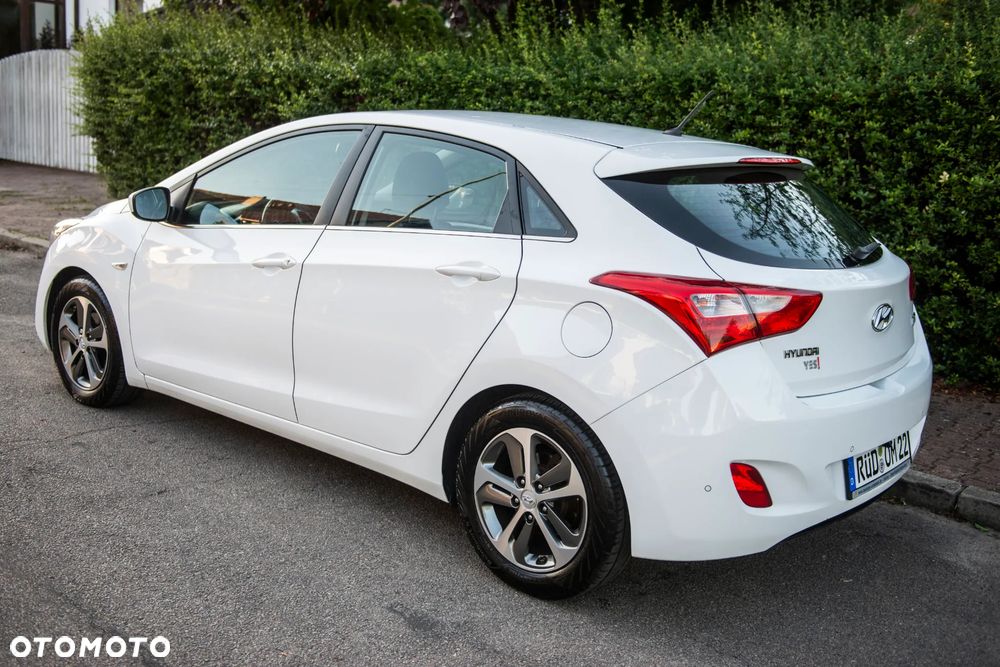 Hyundai i30 1.4 Comfort - 12