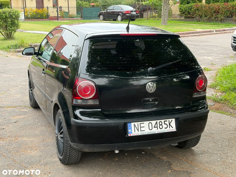 Volkswagen Polo 1.4 16V Comfortline - 4