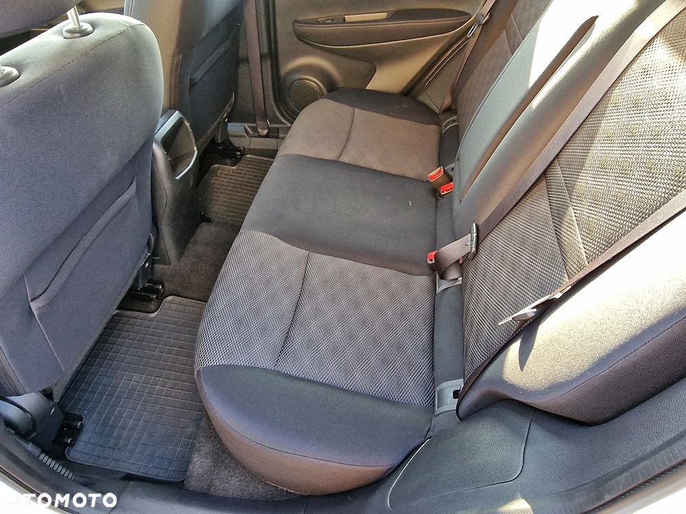 Nissan Qashqai 1.6 dCi DPF Start/Stop acenta - 9