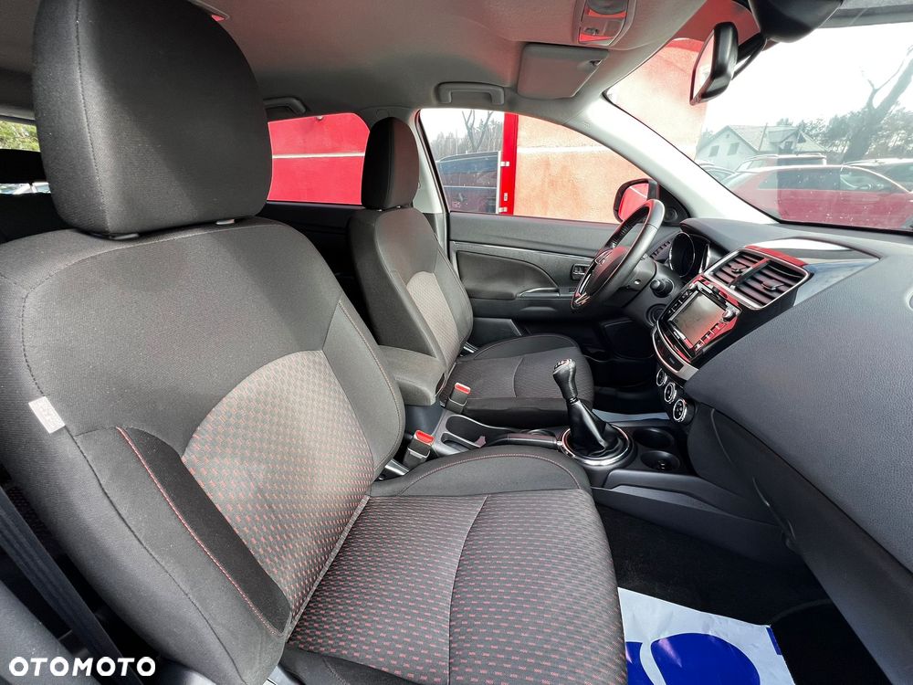 Mitsubishi ASX 1.6 Intense Plus Navi Blue Edition - 7