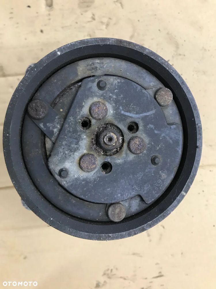 Kompresor klimatyzacji Renault Scenic Megane Clio Laguna sprężarka 7700866491D - 3