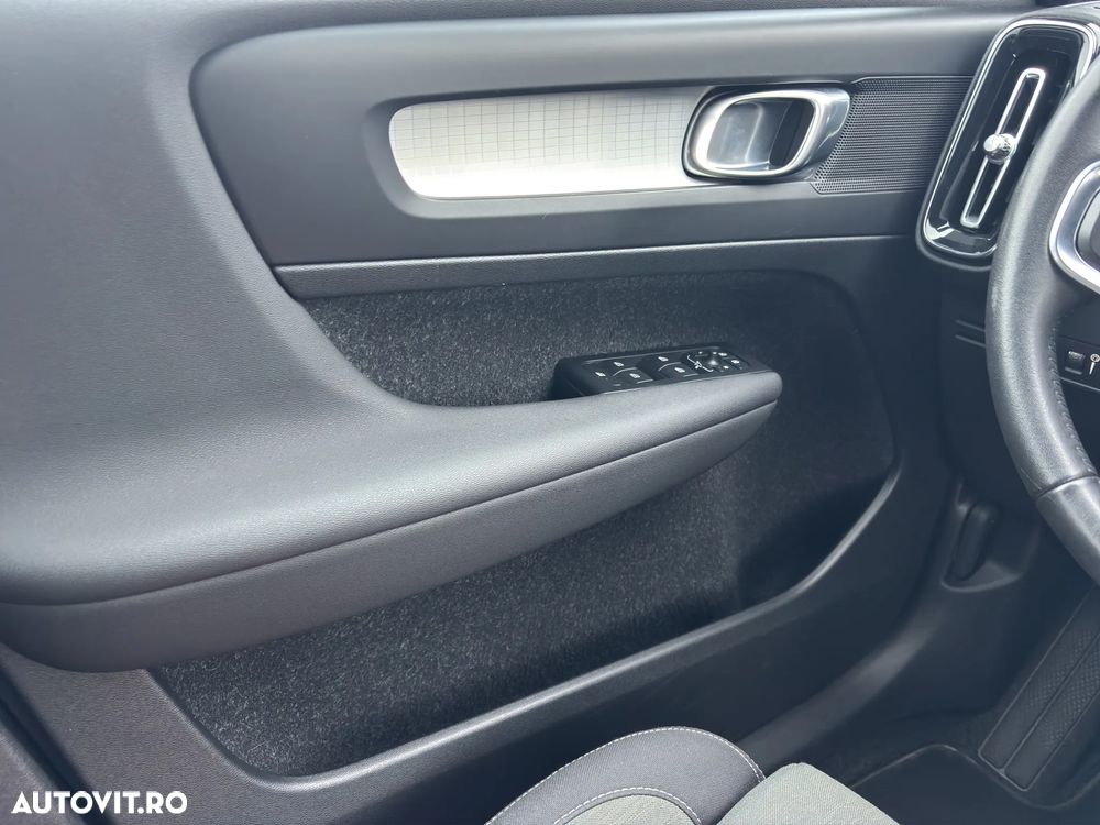 Volvo XC 40 T5 Recharge DKG Inscription Expression - 15