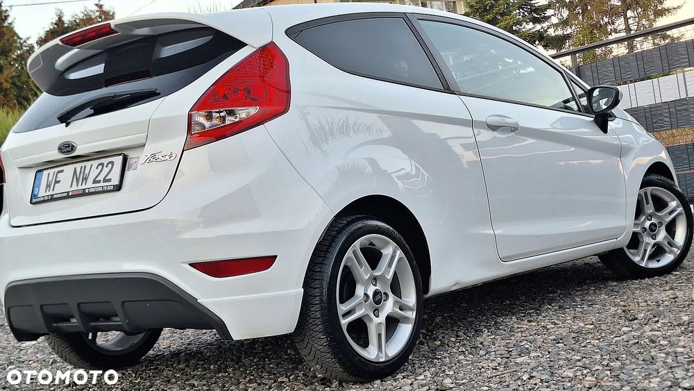 Ford Fiesta 1.4 Sport - 34