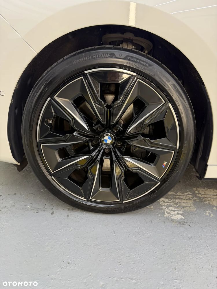 BMW Seria 7 740d xDrive mHEV sport - 17