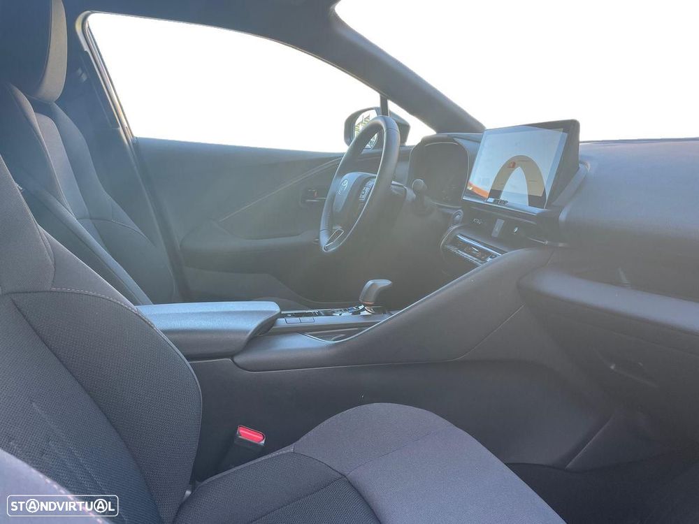 Toyota C-HR - 7