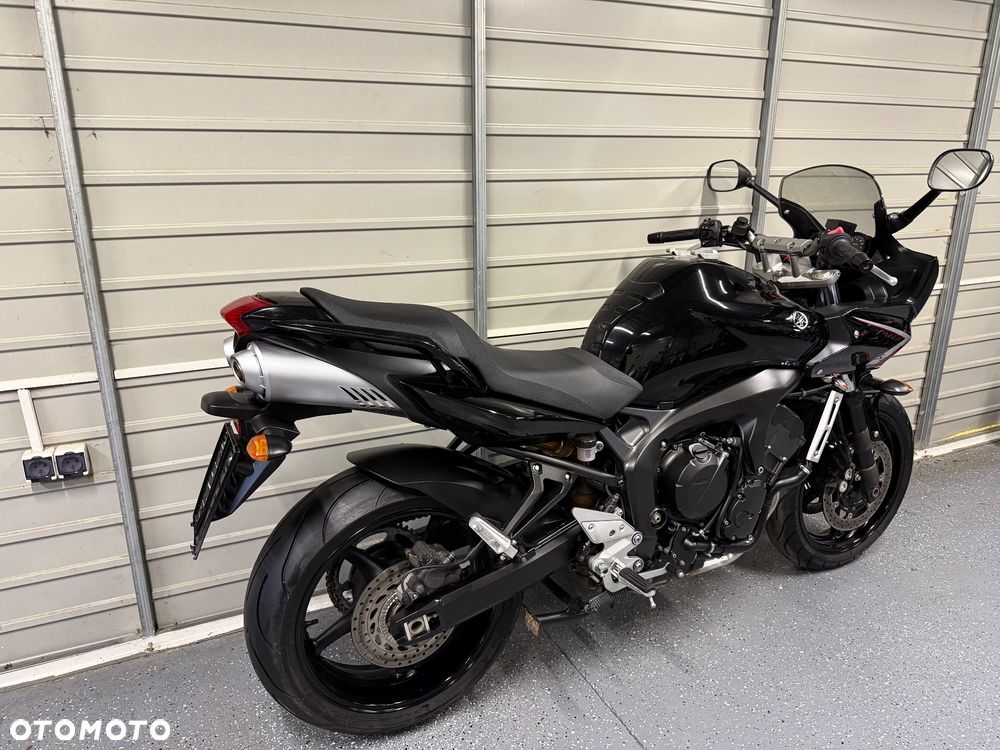 Yamaha FZ6 - 5