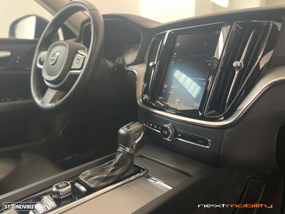 Volvo V60 Cross Country 2.0 D4 Polestar - 21