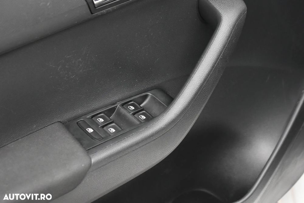 Skoda Fabia 1.0 TSI Ambition - 11