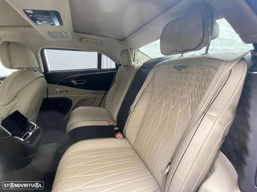 Bentley Flying Spur Hybrid Azure - 8