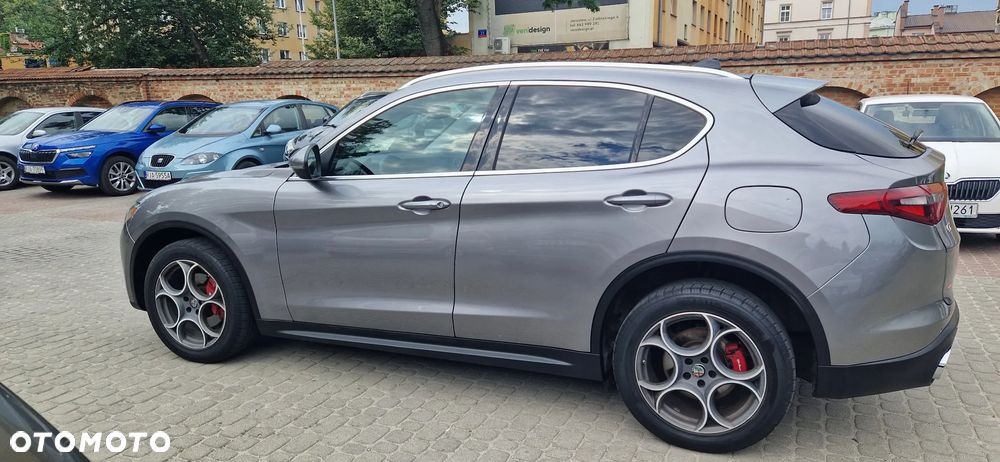 Alfa Romeo Stelvio 2.0 Turbo TI Q4 - 3