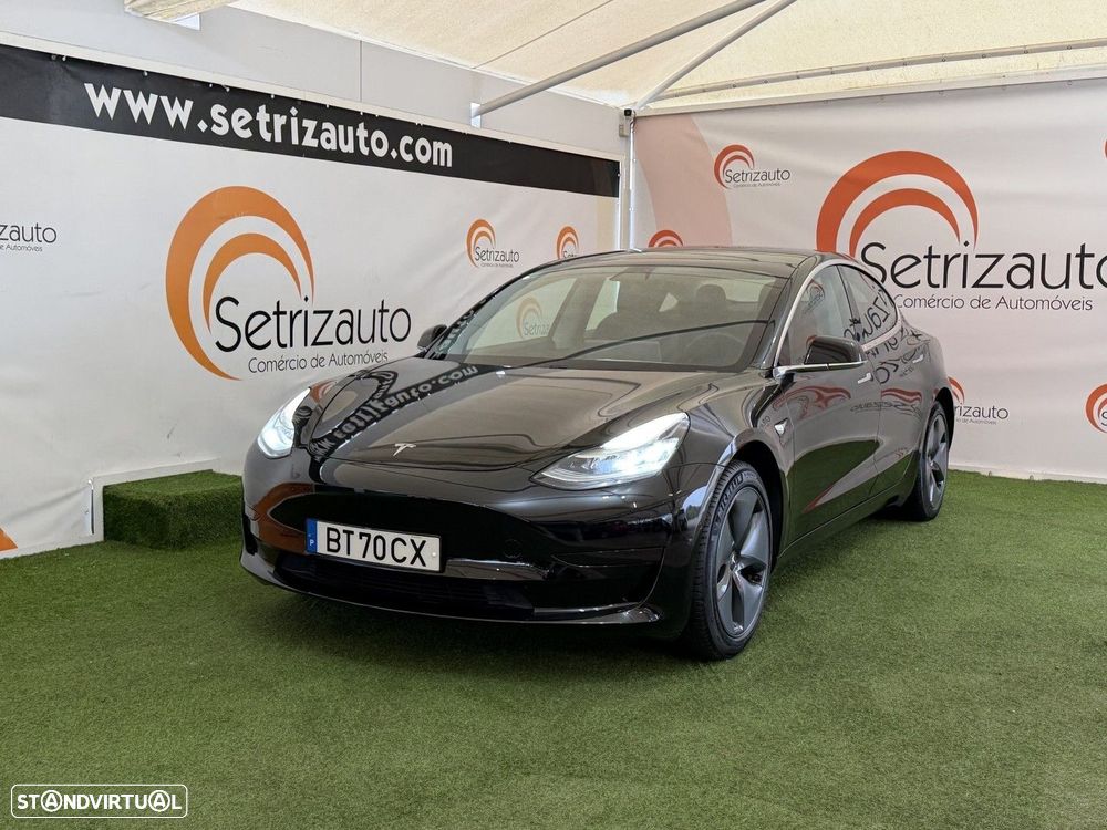 Tesla Model 3 - 3