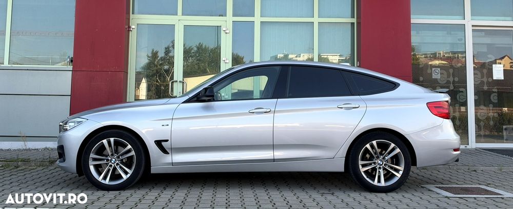 BMW Seria 3 320d DPF Aut. Edition Fleet Sport - 34