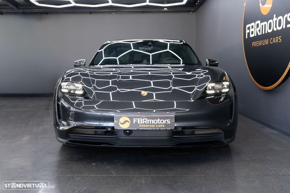 Porsche Taycan Cross Turismo 4S - 3
