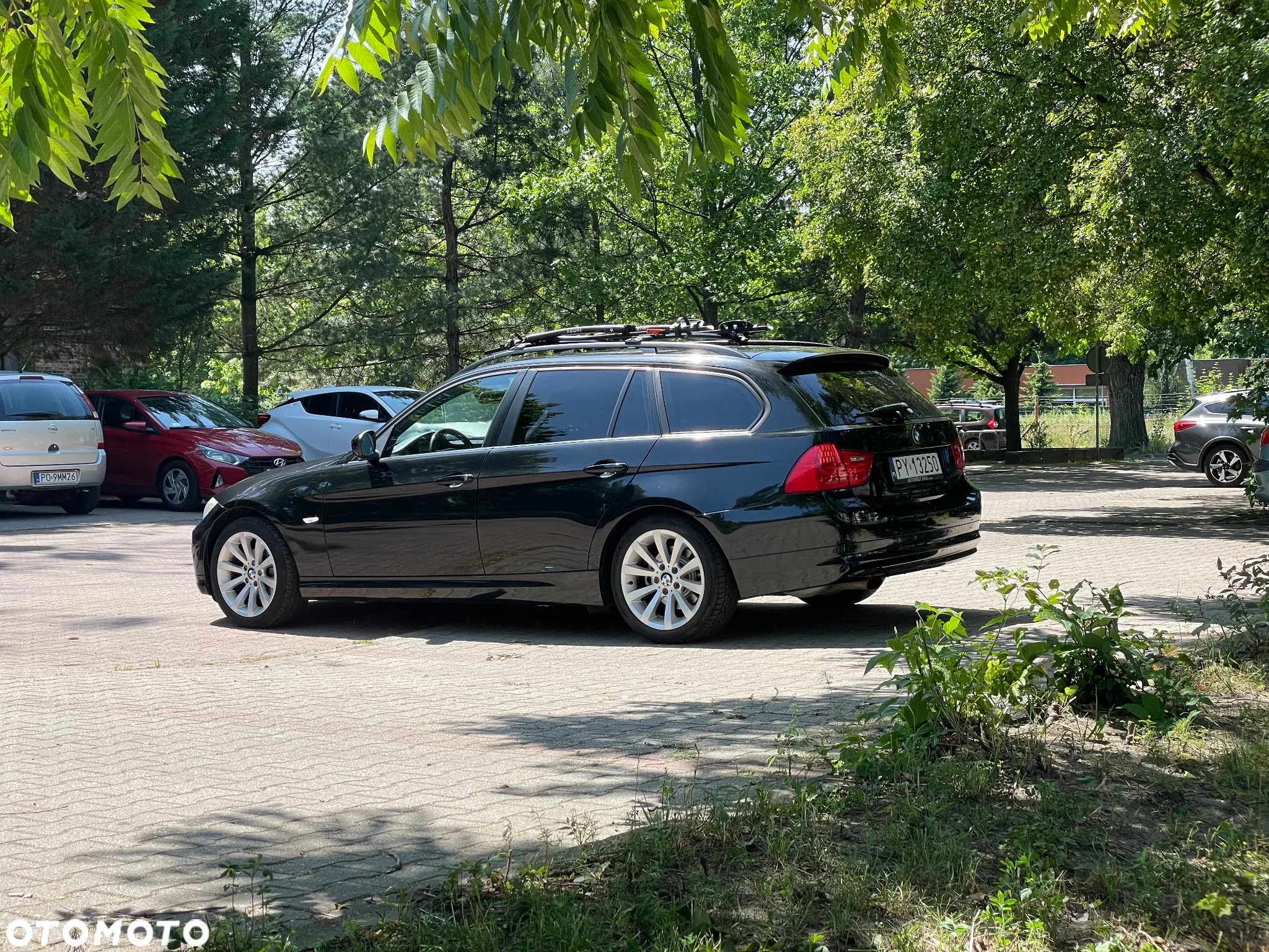 BMW Seria 3 318i Touring - 6