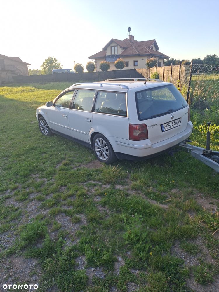 Volkswagen Passat - 3
