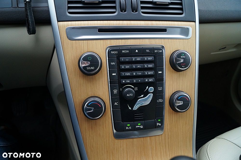 Volvo XC 60 D4 Edition Pro - 30