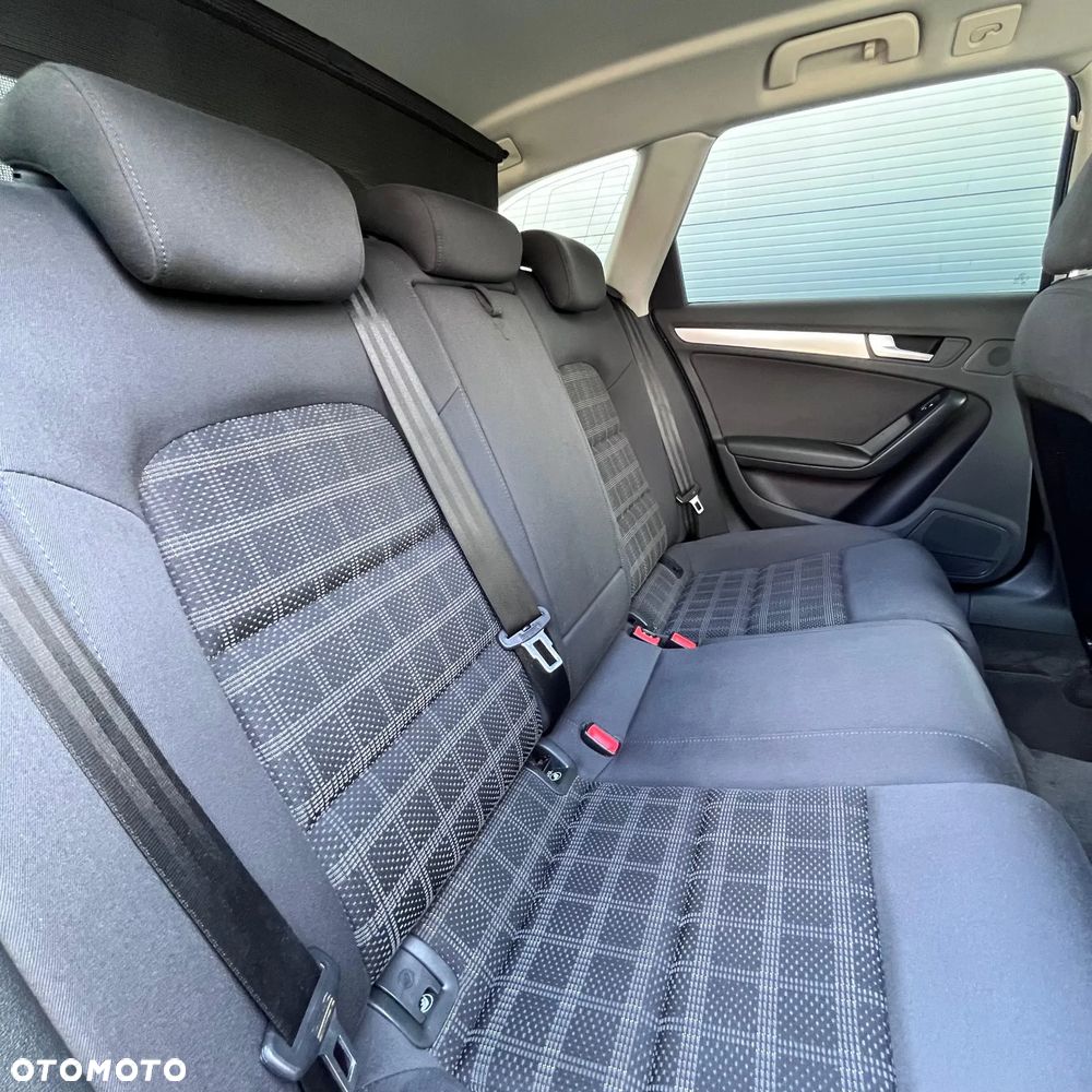Audi A4 Avant 2.0 TDI DPF multitronic Attraction - 13