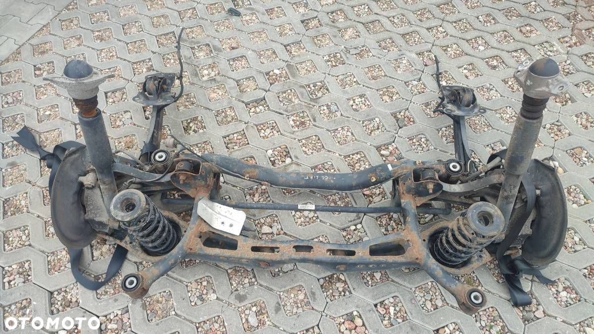 BELKA ZAWIESZENIA TYŁ TYLNA WÓZEK SANKI VW PASSAT B7 CC - 4