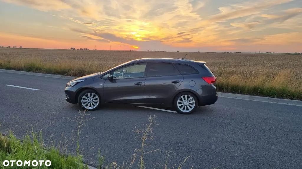 Kia Ceed Cee'd 1.6 CRDi XL - 9