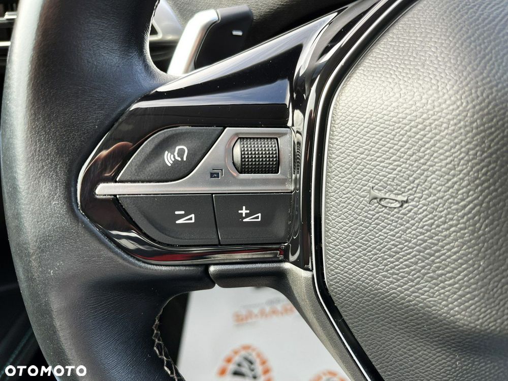 Peugeot 3008 1.2 PureTech Allure Pack S&S EAT8 - 13