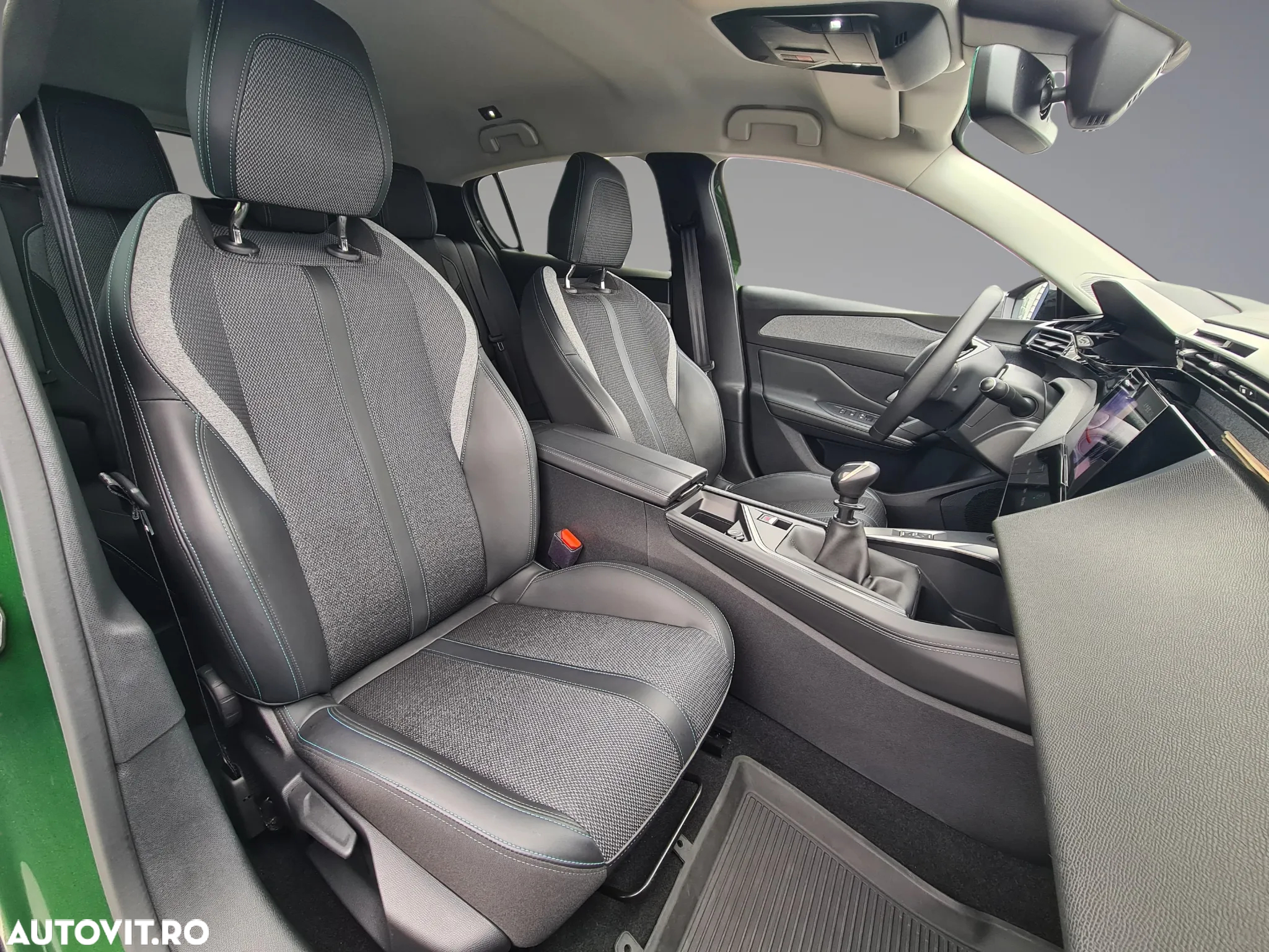 Peugeot 308 1.2L PureTech 130 S&S BVM6 Allure - 8