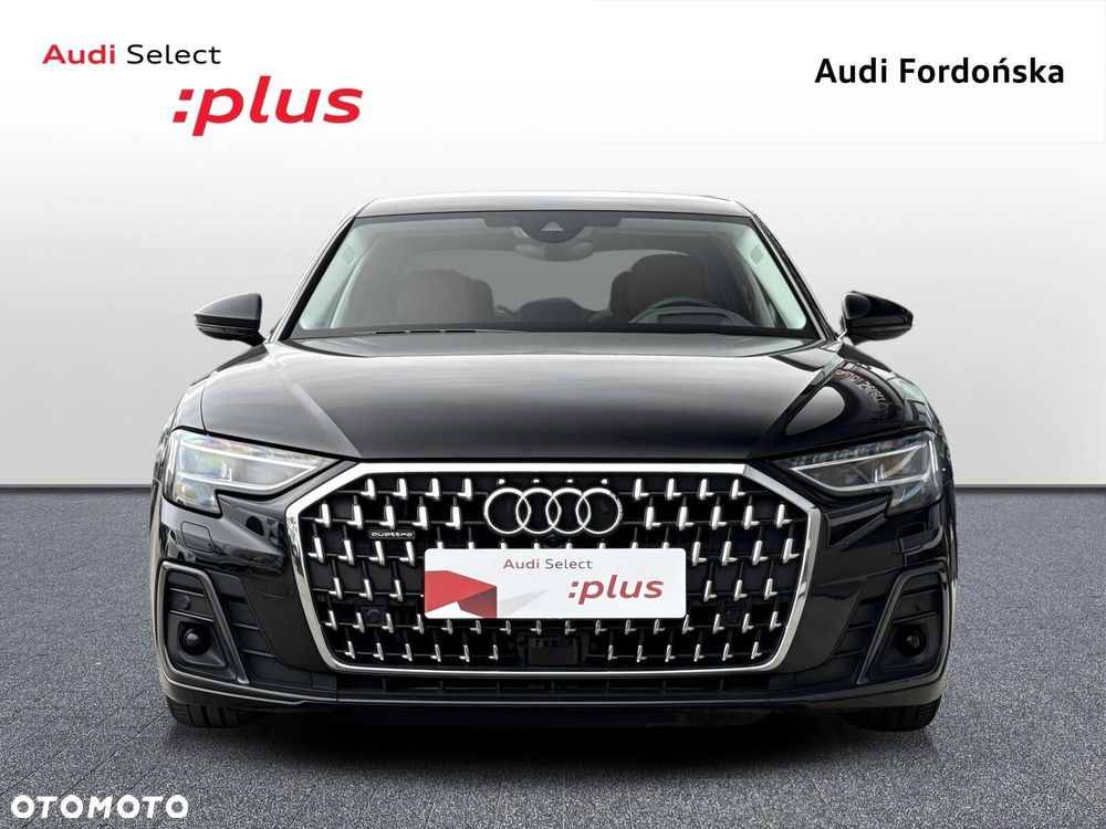 Audi A8 - 8