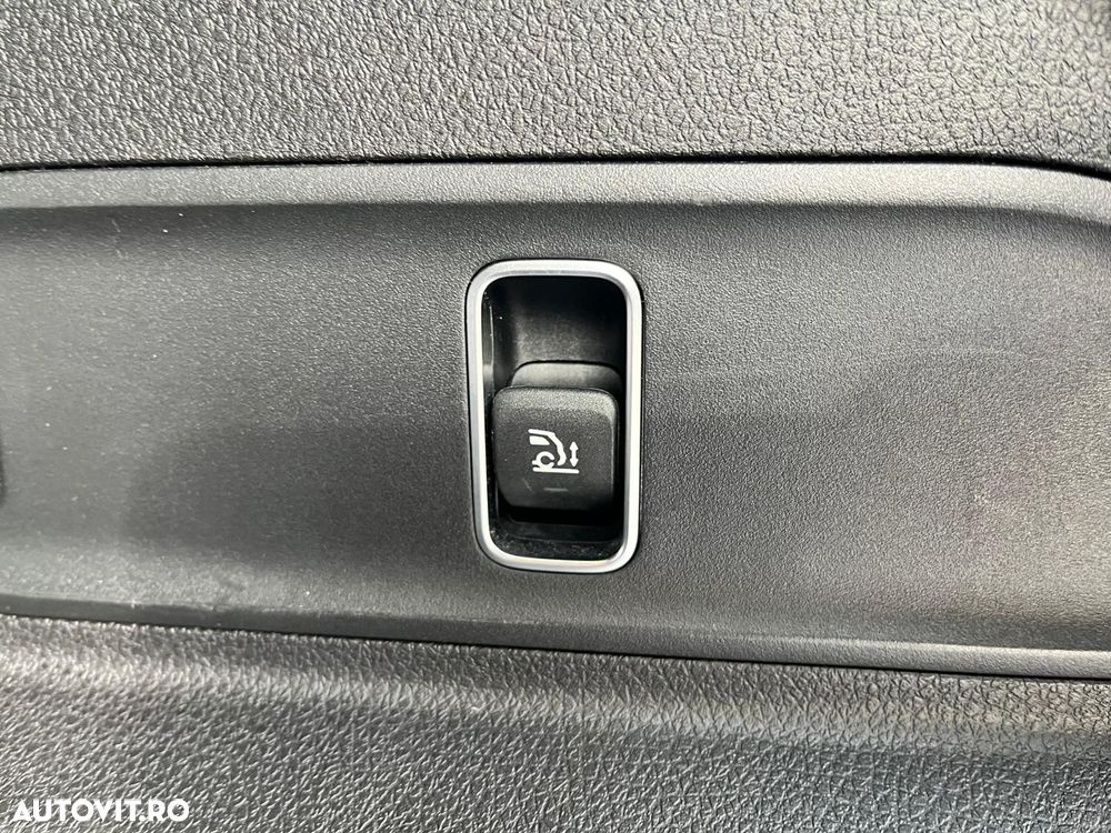 Mercedes-Benz GLE - 30