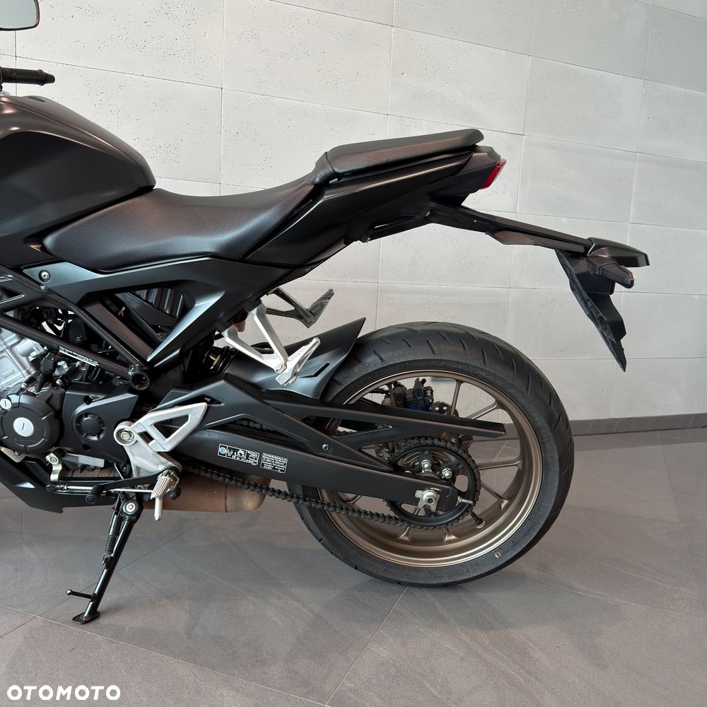Honda CB - 11