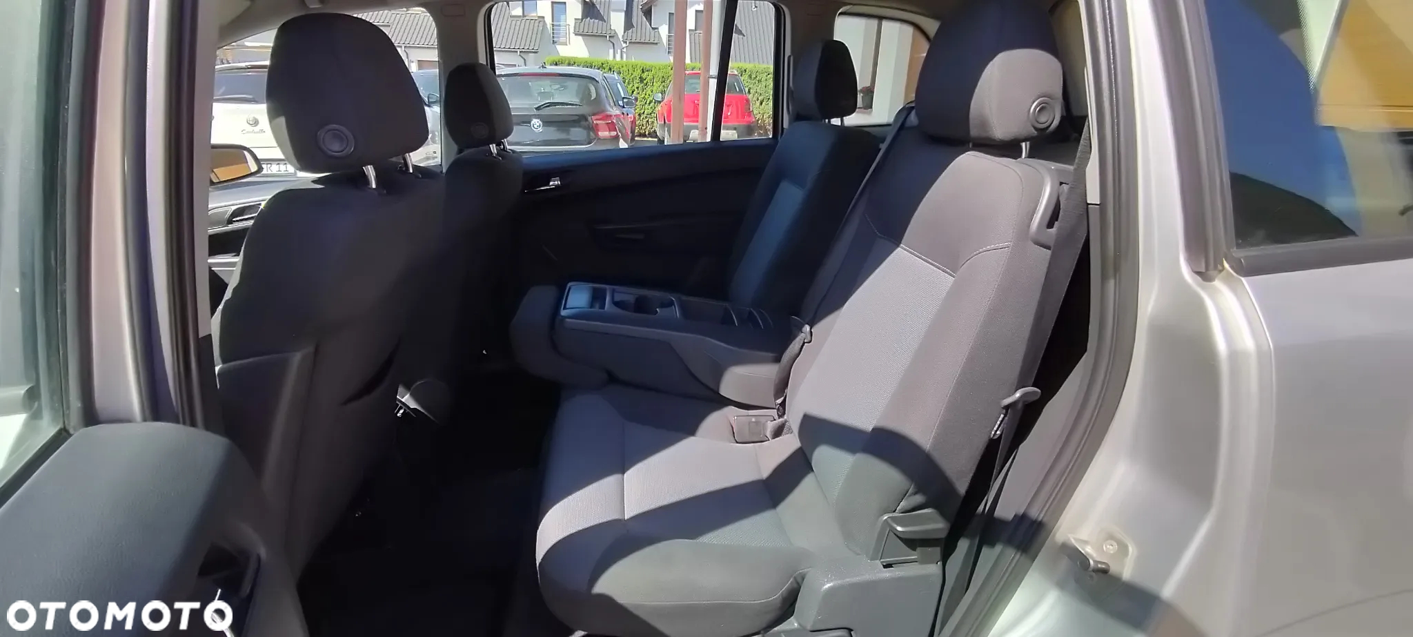 Opel Zafira - 18