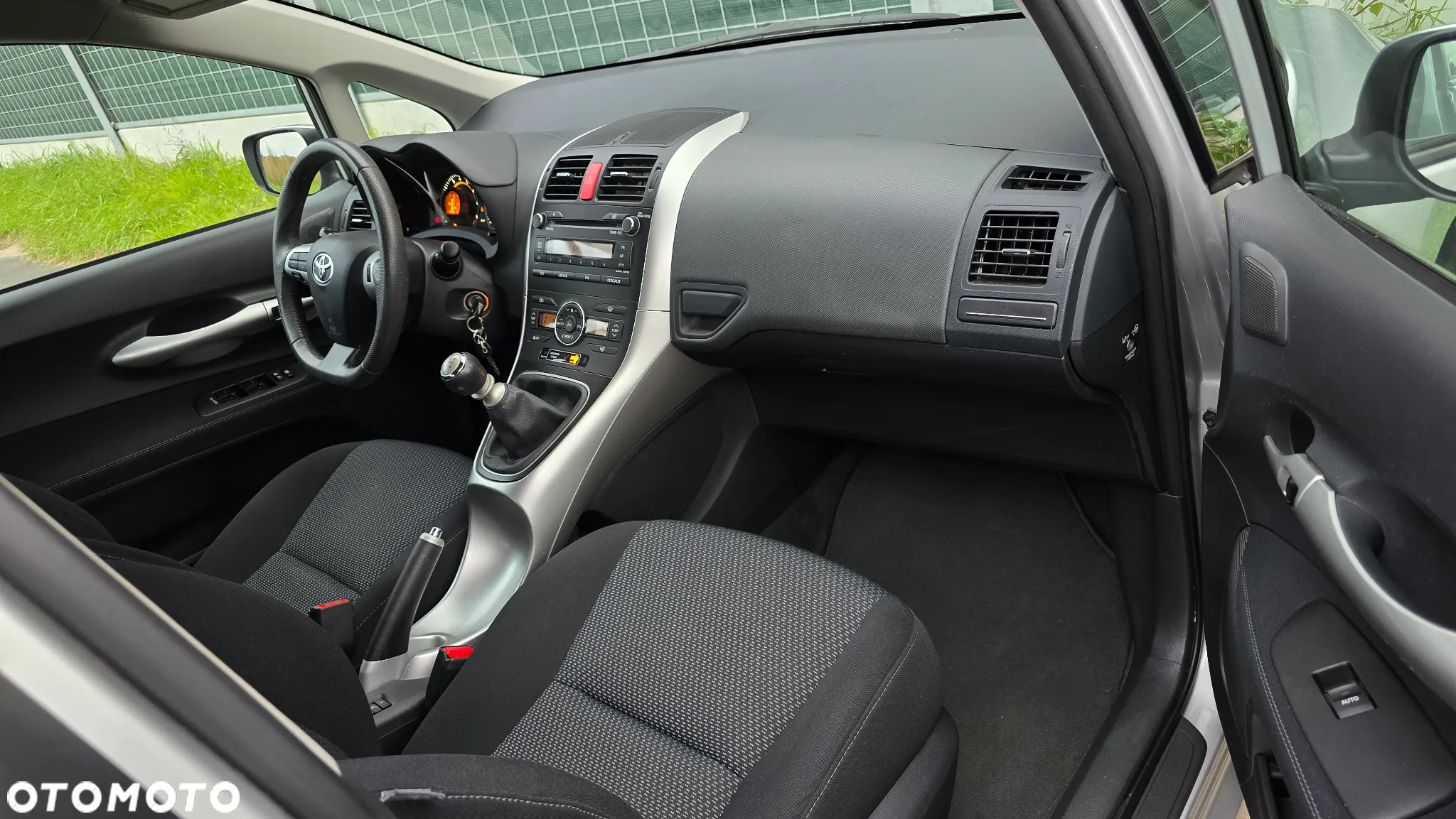 Toyota Auris 1.33 VVT-i Premium Comfort - 20