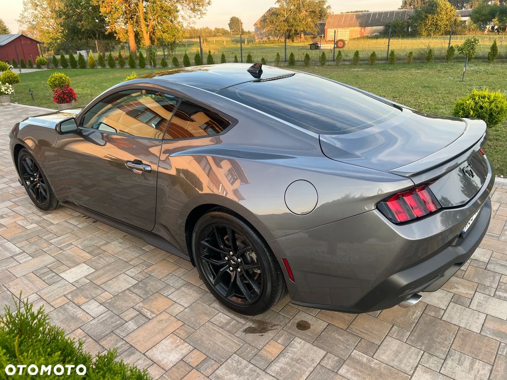 Ford Mustang 2.3 Eco Boost - 8