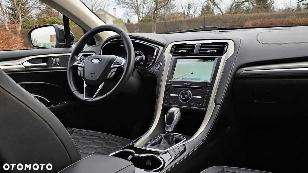Ford Mondeo - 18