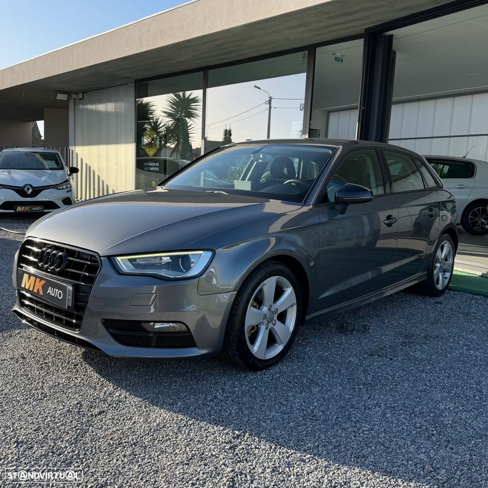 Audi A3 Sportback 1.6 TDI (clean diesel) S tronic Attraction - 4