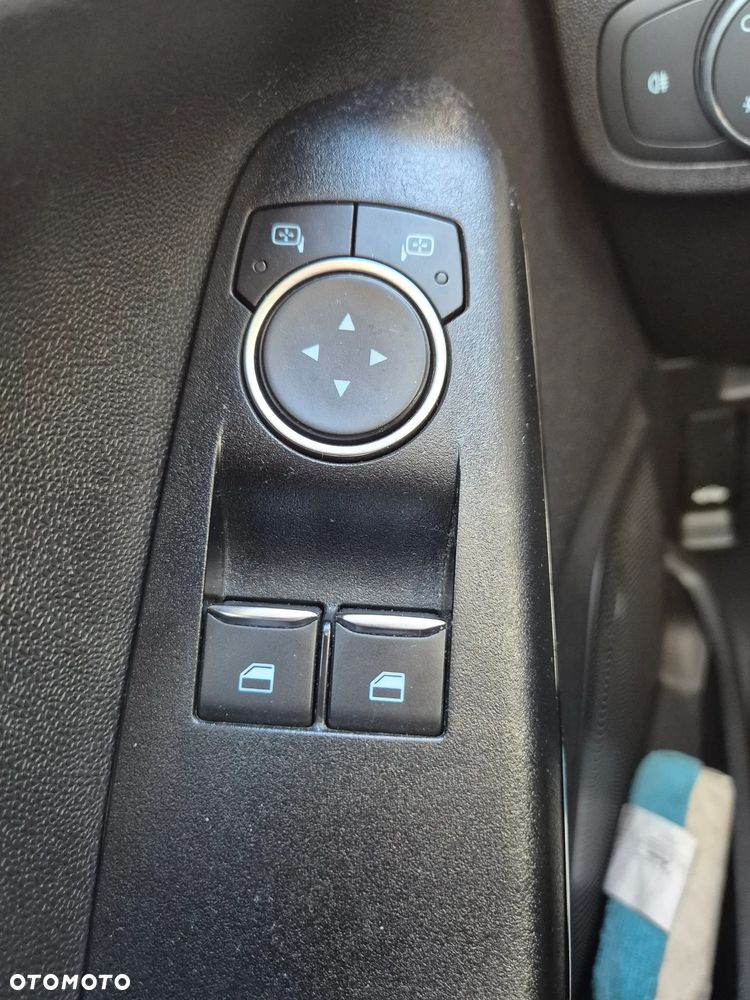 Ford Fiesta 1.1 Trend - 13