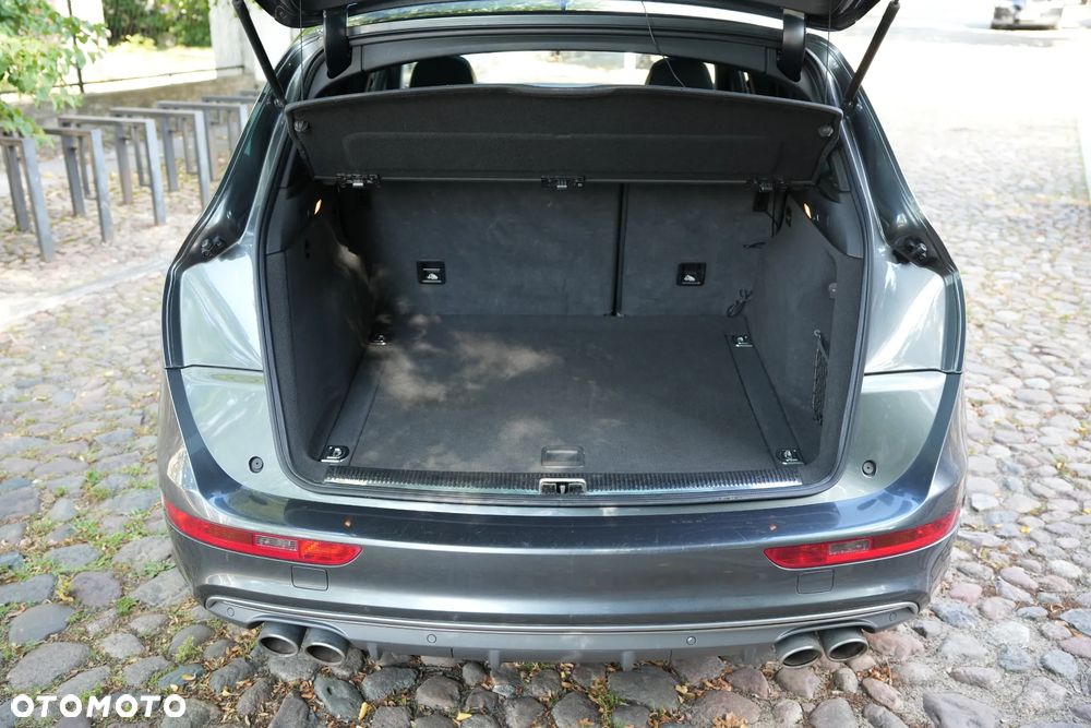 Audi SQ5 3.0 TDI quattro tiptronic - 14