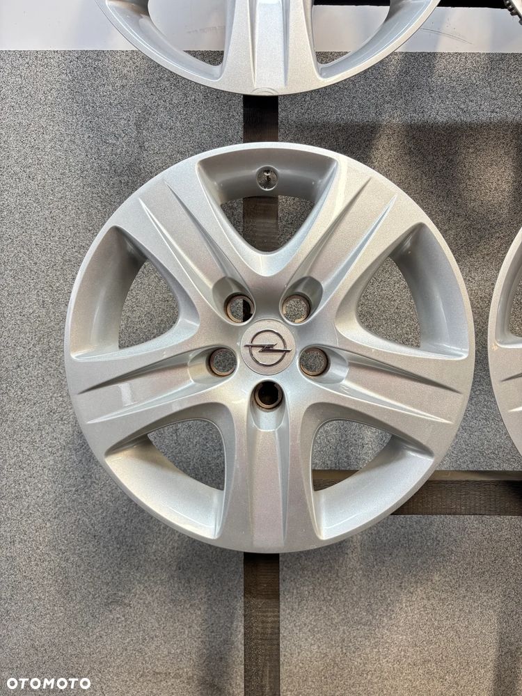 4 Kołpaki Opel Astra H, Meriva B, Zafira B, Vectra C, 16" 5x110 - 4