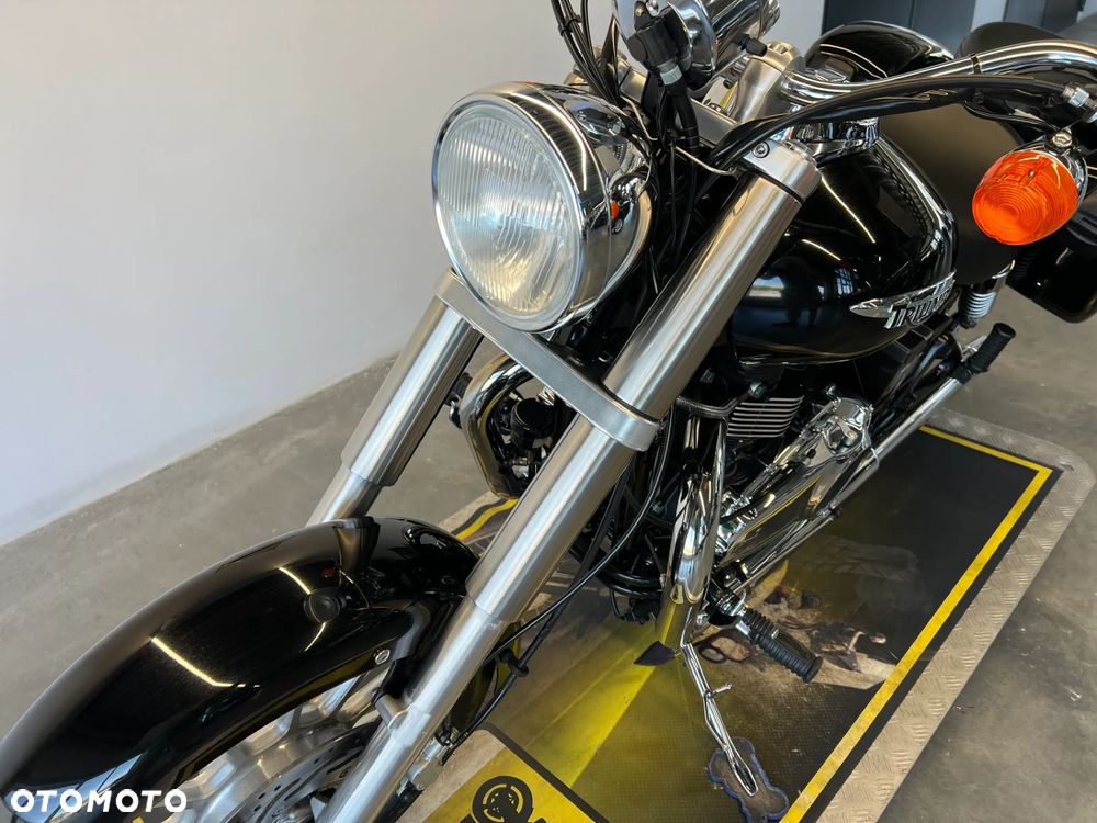 Triumph America - 9