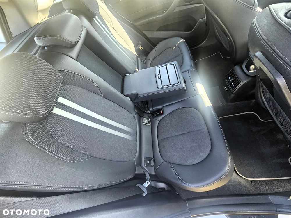 BMW X1 xDrive20d Sport Line - 21