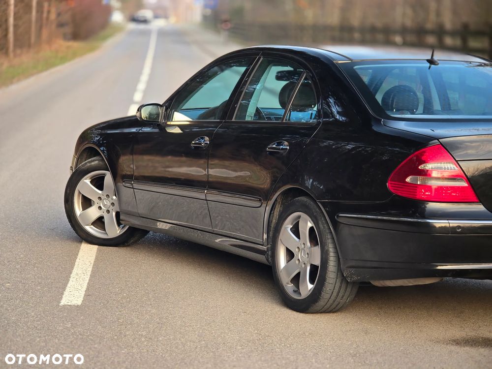 Mercedes-Benz Klasa E 320 Avantgarde - 39