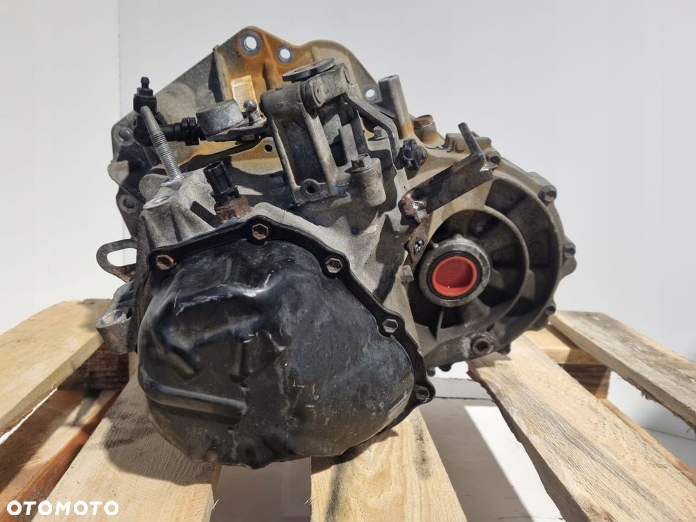 SKRZYNIA BIEGÓW Suzuki SX4 Fiat Sedici 1.6 16v manualna MANUAL 79J0 - 7