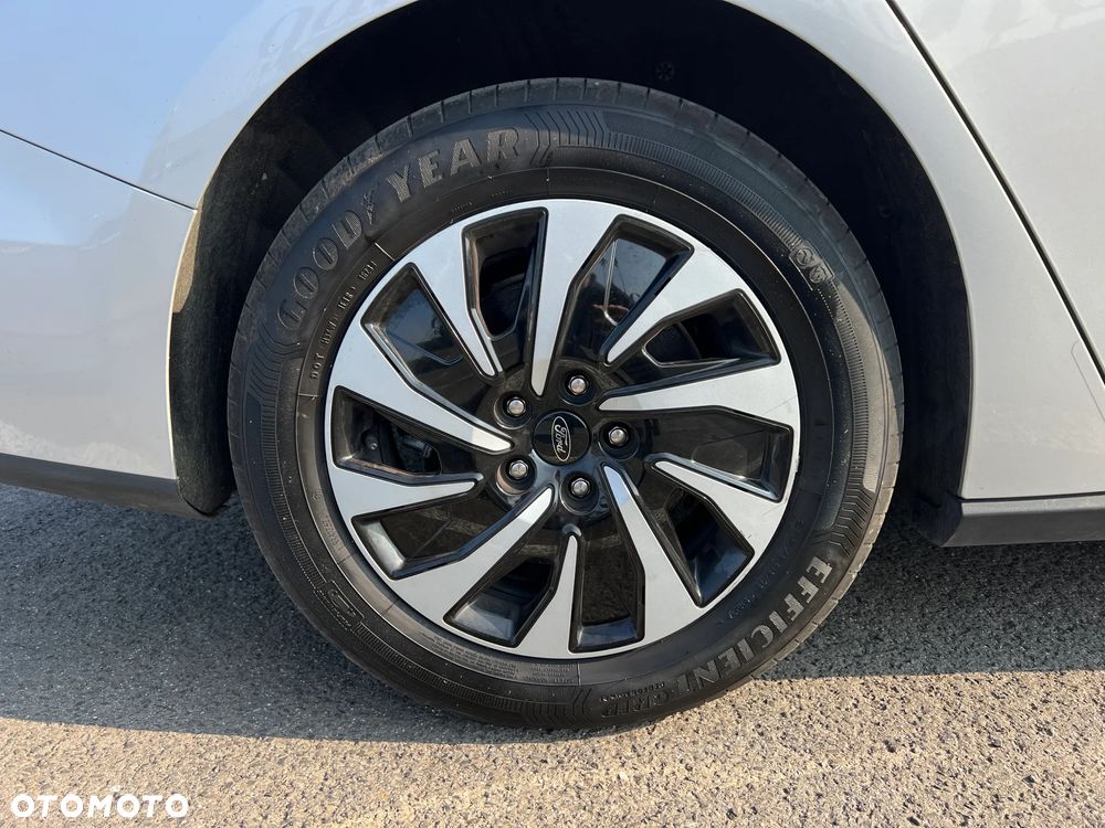 Ford Focus 1.0 EcoBoost Titanium - 8