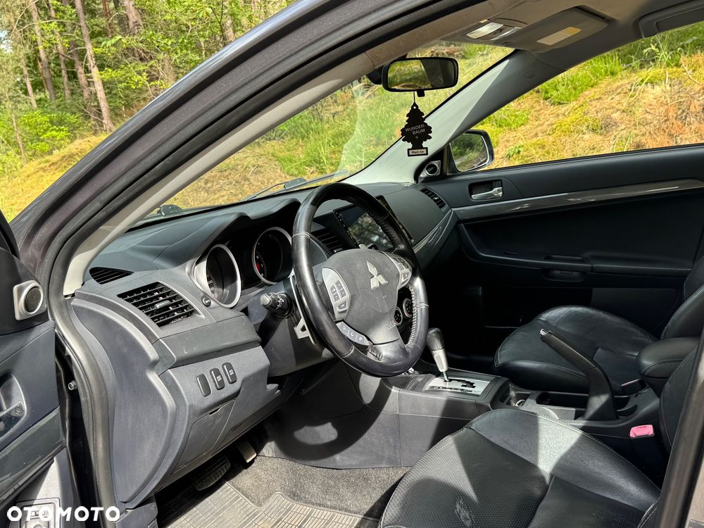 Mitsubishi Lancer 1.8 Instyle NAVI CVT - 9