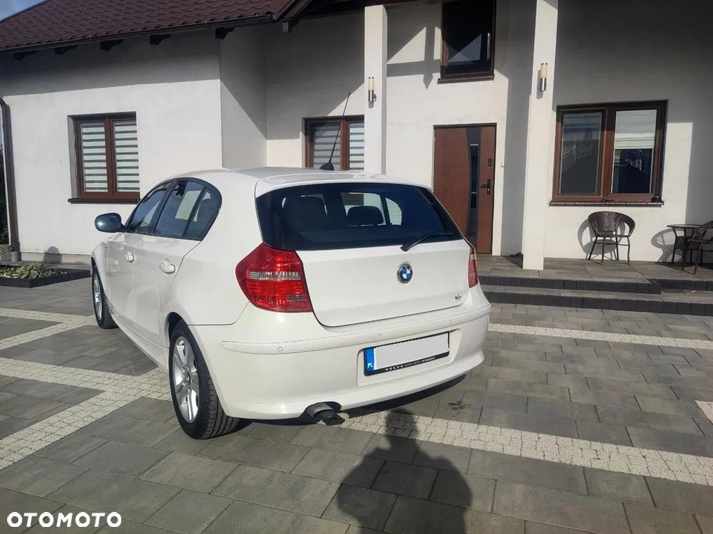 BMW Seria 1 116d - 9
